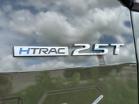 Odometer is 1726 kilometers below market average! Green 4D Crew Cab 2.5L I4 Shiftronic AWD, Sunroof,... (image 8)
