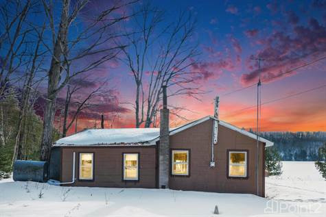 Homes for Sale in Burnstown, Ontario $399,900 dans Maisons à vendre  à Renfrew