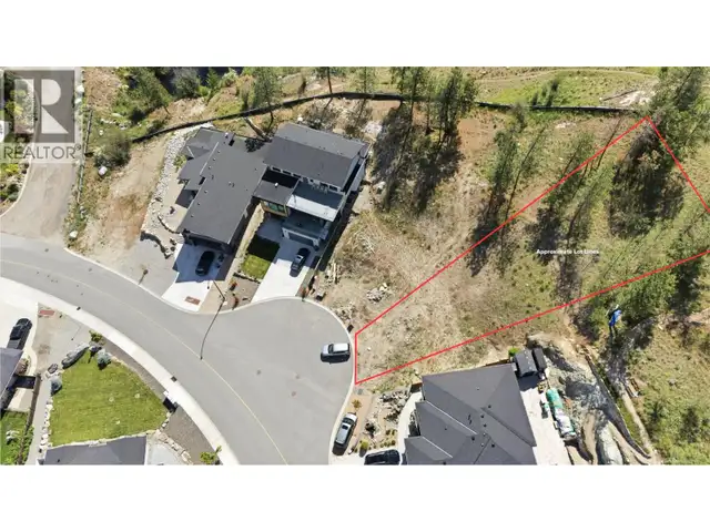 3232 EVERGREEN Drive Penticton, British Columbia in Land for Sale in Penticton - Image 3