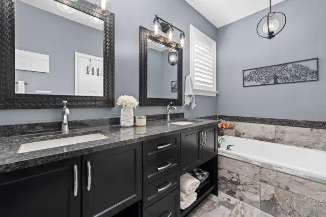 House for Sale in Other in St. Catharines - Image 10