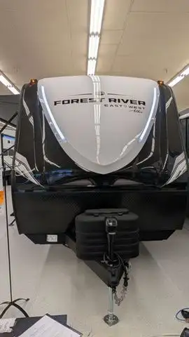 2025 East To West 2475BH in Travel Trailers & Campers in Winnipeg - Image 6