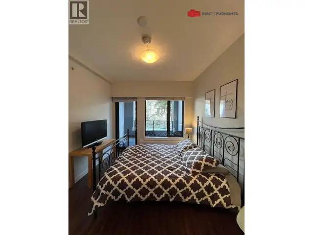 211 215 W 1ST STREET Vancouver, British Columbia in Long Term Rentals in Vancouver - Image 8