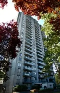 GREAT LOCATION! Well kept Hi-Rise. Please call 604-688-6810. Unfurnished suite. Heat and hot water i...
