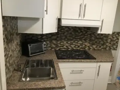 Bright room on the first floor of the house. Price :$790 Available July 01. Prime downtown location...