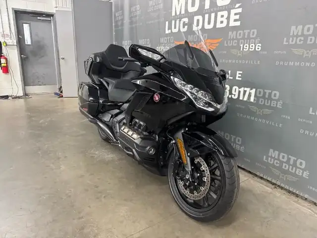 2023 Honda GL1800 Goldwing Tour DCT in Sport Touring in Drummondville - Image 4