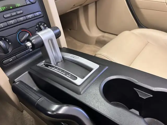 2005 Ford Mustang ***67 000KM***CONVERTIBLE*** in Cars & Trucks in City of Montréal - Image 28