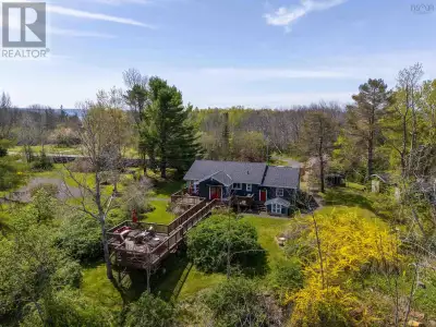 Step into a world of refined luxury with this meticulously renovated and professionally designed ret...