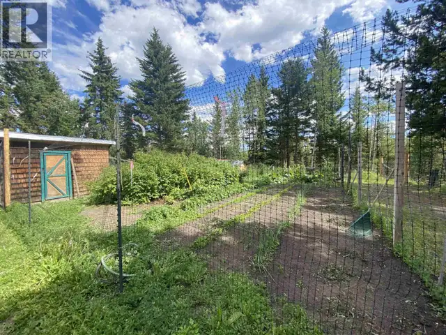 6681 BARNETT ROAD 100 Mile House, British Columbia in Houses for Sale in 100 Mile House - Image 35