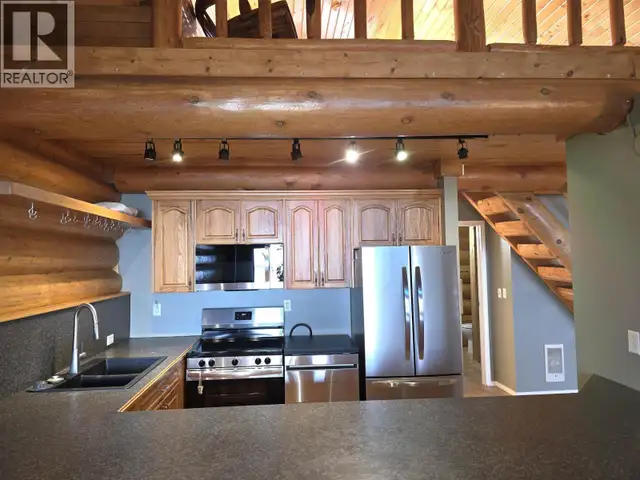 7008 YORK DRIVE Vanderhoof, British Columbia in Houses for Sale in Vanderhoof - Image 4