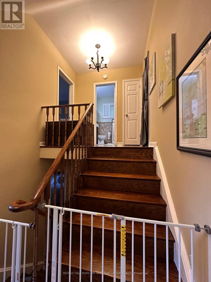 290 GRETEL DRIVE Richmond Hill (Mill Pond), Ontario 4