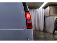 **ACCIDENT FREE - MECHANICALLY CERTIFIED** 30,240 KM This 2023 GMC Savana 3500 Reefer Cargo Van is p... (image 8)