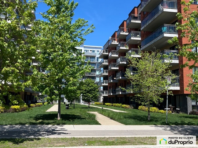 $367,500 - Condominium for sale in Laval-des-Rapides — photo 1