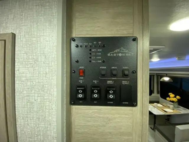 2025 EAST TO WEST Alta 3150KBH in Travel Trailers & Campers in Bedford - Image 33