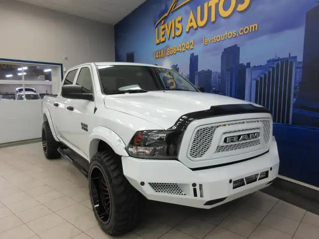 RAM 1500 CLASSIC 2023 V6 3.6L 4X4 CREW-CAB BOITE 5'7 in Cars & Trucks in Lévis - Image 4