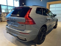 Climate Package [xc60], Advanced Package [S60], Metallic Paint, 21” 5-Double Spoke Black Diamond-cut... (image 4)