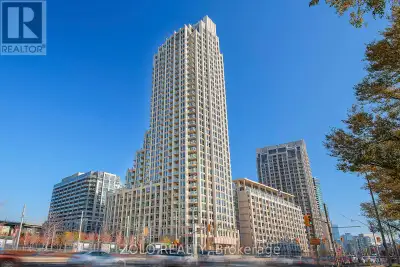 Absolutely Breathtaking Corner Suite In West Harbour City! Offering Over 2000 Sq Ft of Luxury Living...