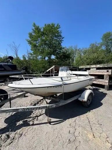2009 EdgeWater 145CC 40 HP Mercury EFI | Dealer Serviced | Low Hours This EdgeWater 145CC is the per...