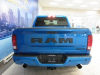 RAM 1500 CLASSIC 2023 EXPRESS NIGHT EDITION V8 5.7 LITRES HEMI 4X4 CREW-CAB BOITE 5.7 PIEDS TOUT ÉQU... (image 6)