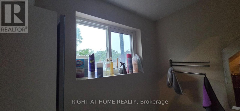179 Gilmour Avenue Toronto (Junction Area), Ontario, photo 4 of 15