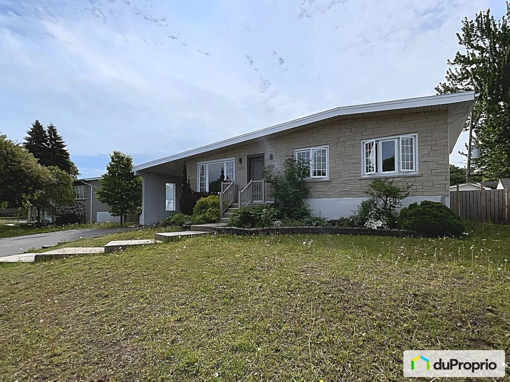 $789,900 - Bungalow for sale in Auteuil — photo 2