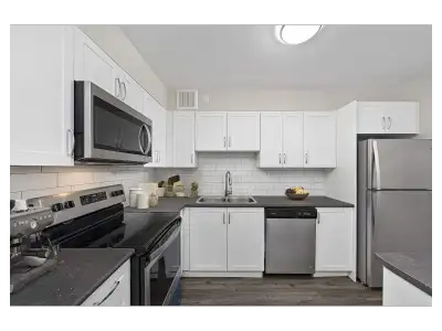 2 Bedroom Apartment for Rent - 2240 Weston Rd