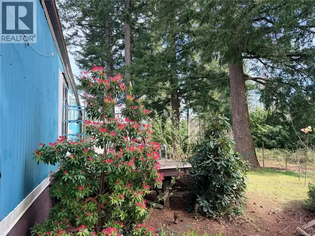 A 3160 Island Hwy N Campbell River, British Columbia in Houses for Sale in Campbell River - Image 21