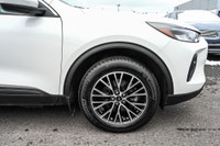 Véhicule vendu avec un rapport d'inspection certifié, un rapport CARFAX, un lavage complet incluant... (image 6)