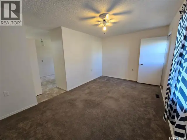 413 - 415 Calgary STREET Broadview, Saskatchewan in Houses for Sale in Regina - Image 24
