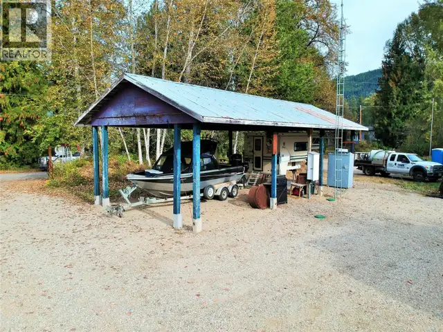 1822 Cemetery Road Sicamous, British Columbia in Land for Sale in Kamloops - Image 21