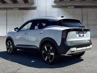 Navigate city streets and conquer daily commutes with ease and style in this exceptionally low-kilom... (image 4)