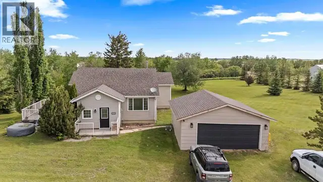 10 Railway Avenue N Rosalind, Alberta in Houses for Sale in Strathcona County - Image 4