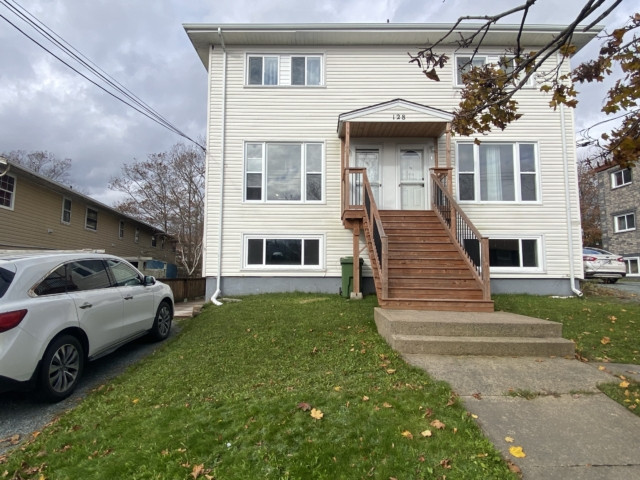 128 PINECREST – 2 BR 1 BATH GROUND LEVEL UNIT AVAILABLE MAY 15TH in Long Term Rentals in Dartmouth - Image 2