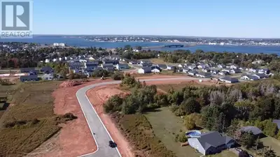 Single Family house lot in one of the newest subdivisions in Stratford. Green space and trails fill...