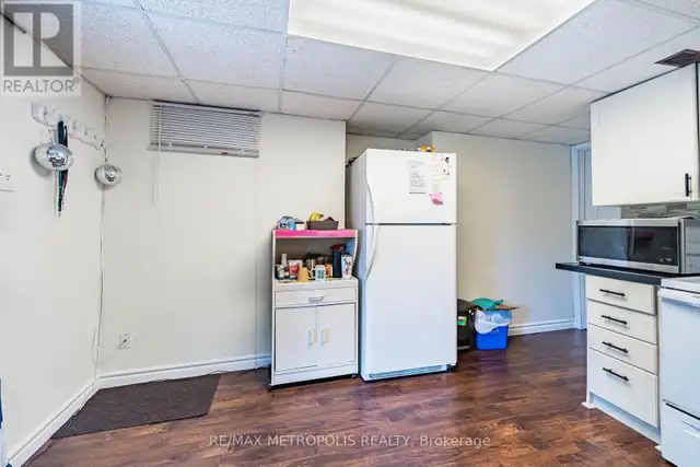 BSMT - 22 MAYFLOWER STREET Whitby (Blue Grass Meadows), Ontario in Long Term Rentals in Oshawa / Durham Region - Image 9