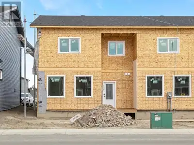 Step into style and comfort with this brand-new 1,527 sq ft end-unit home in vibrant Whistle Bend! T...