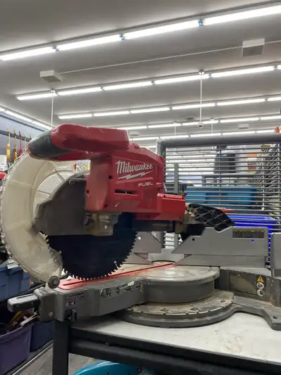 Milwaukee 2734-20 10" M18 Dual Bevel Sliding Compound Miter Saw, View more