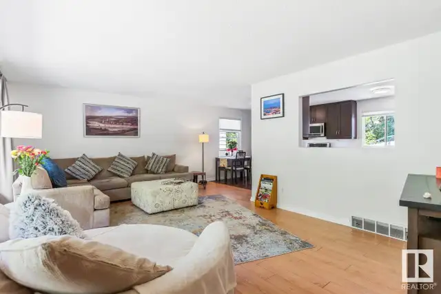 40 AUSTIN CR St. Albert, Alberta62864759586561122
