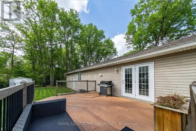 10234 JULIE AVENUE Lambton Shores (Grand Bend), Ontario in Houses for Sale in Grand Bend - Image 9