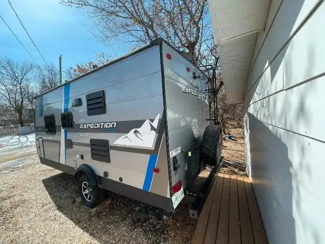 2020 FOREST RIVER COACHMEN EXPEDITION (FINANCING AVAILABLE) in Travel Trailers & Campers in Cambridge - Image 6