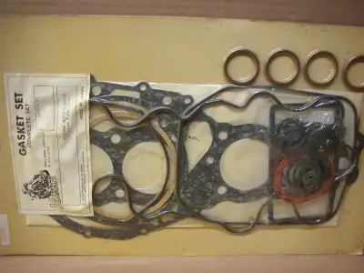 NOS Vesrah complete gasket kit VG 153/553 correct for Honda CB 500/4 1971 1972 and 1973 models. Can...