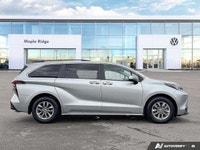 Discover the impressive 2022 Toyota Sienna LE, finished in elegant Celestial Silver Metallic with a... (image 5)