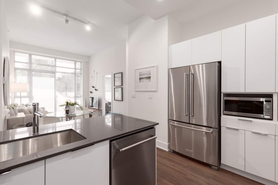 Studio, 1, 2, 3 Bedroom Suites Available Now! 2