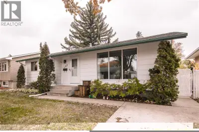 This beautifully maintained 1040 sq ft bungalow shows exceptionally well and offers a perfect blend...