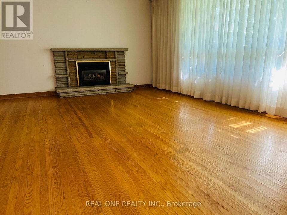 275 PARKVIEW AVENUE Toronto (Willowdale East), Ontario 5