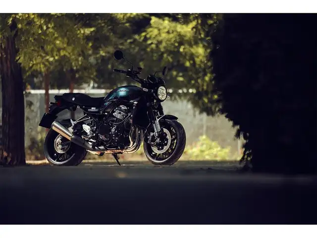 2026 Kawasaki Z900RS in Street, Cruisers & Choppers in Ottawa - Image 8