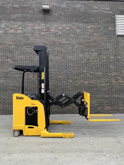 Keywords: Yale forklift, double deep reach forklift, 3,000 lbs capacity, 3-stage mast, forklift with...