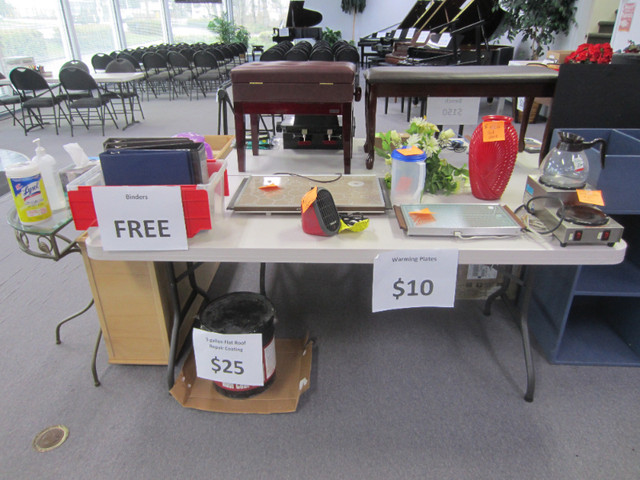Closing sale - surplus items being sold at low prices or free in Garage Sales in Delta/Surrey/Langley - Image 2