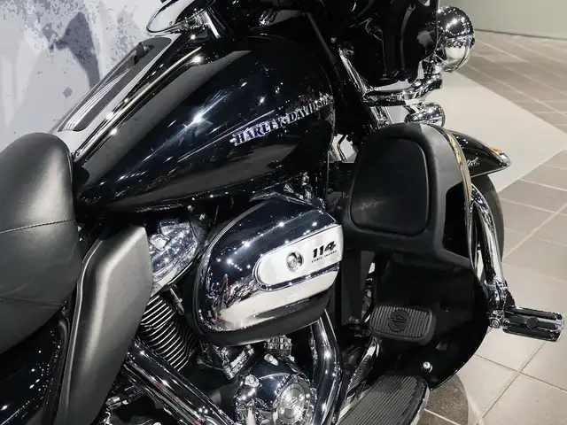 2019 Harley-Davidson Ultra Limited FLHTK in Sport Touring in City of Montréal - Image 7