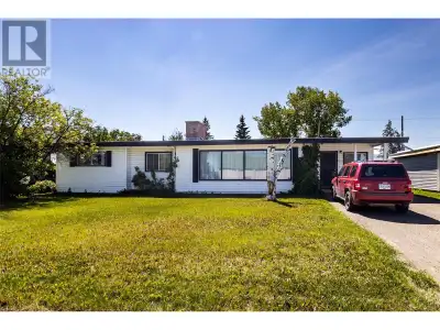 BRIGHT & WELCOMING Rancher in Tremblay!! This SPACIOUS four-bedroom, two-bathroom RANCHER is tucked...