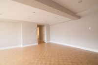 Akelius one bedroom apartment for rent. Located near Drummond and Sherbrooke in the Downtown - McGil... (image 4)